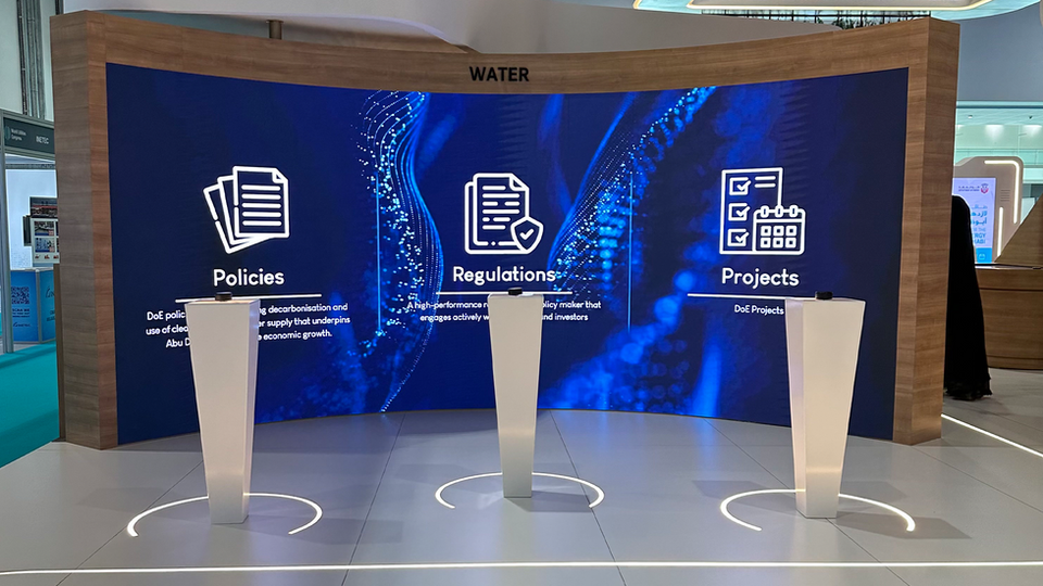 2D animation, infographics by Fractal Digital.