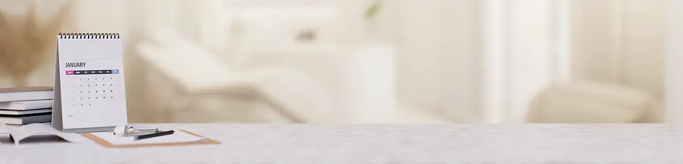 un-escritorio-de-la-oficina-de-un-medico-cuenta-con-un-espacio-de-copia-en-el-escritorio-e