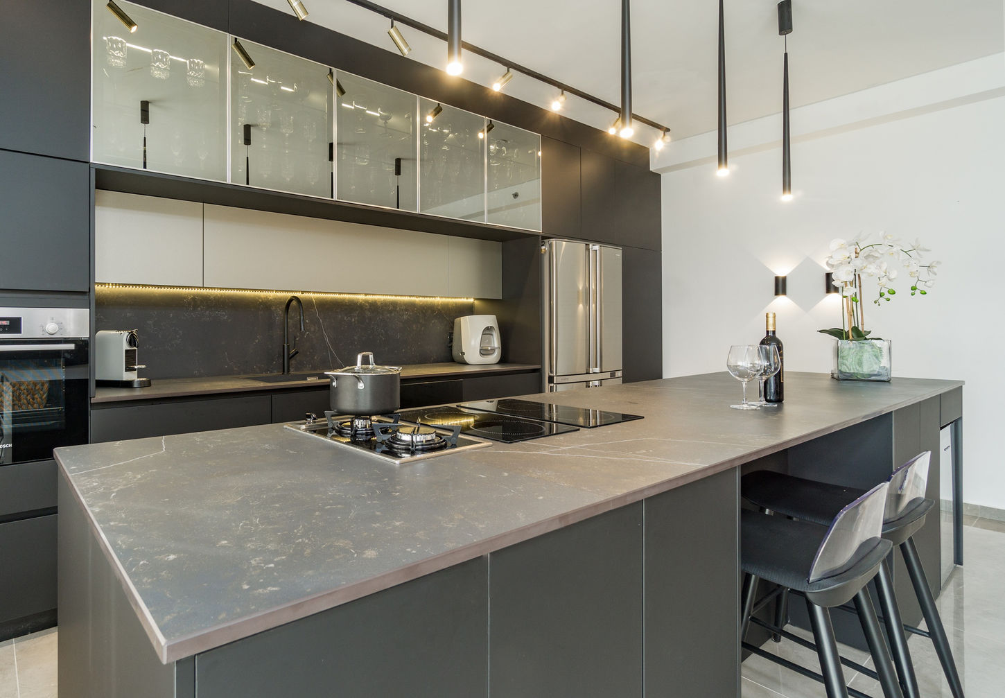 מבט אל המטבח