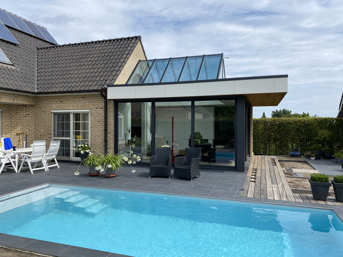 Veranda en zadeldak