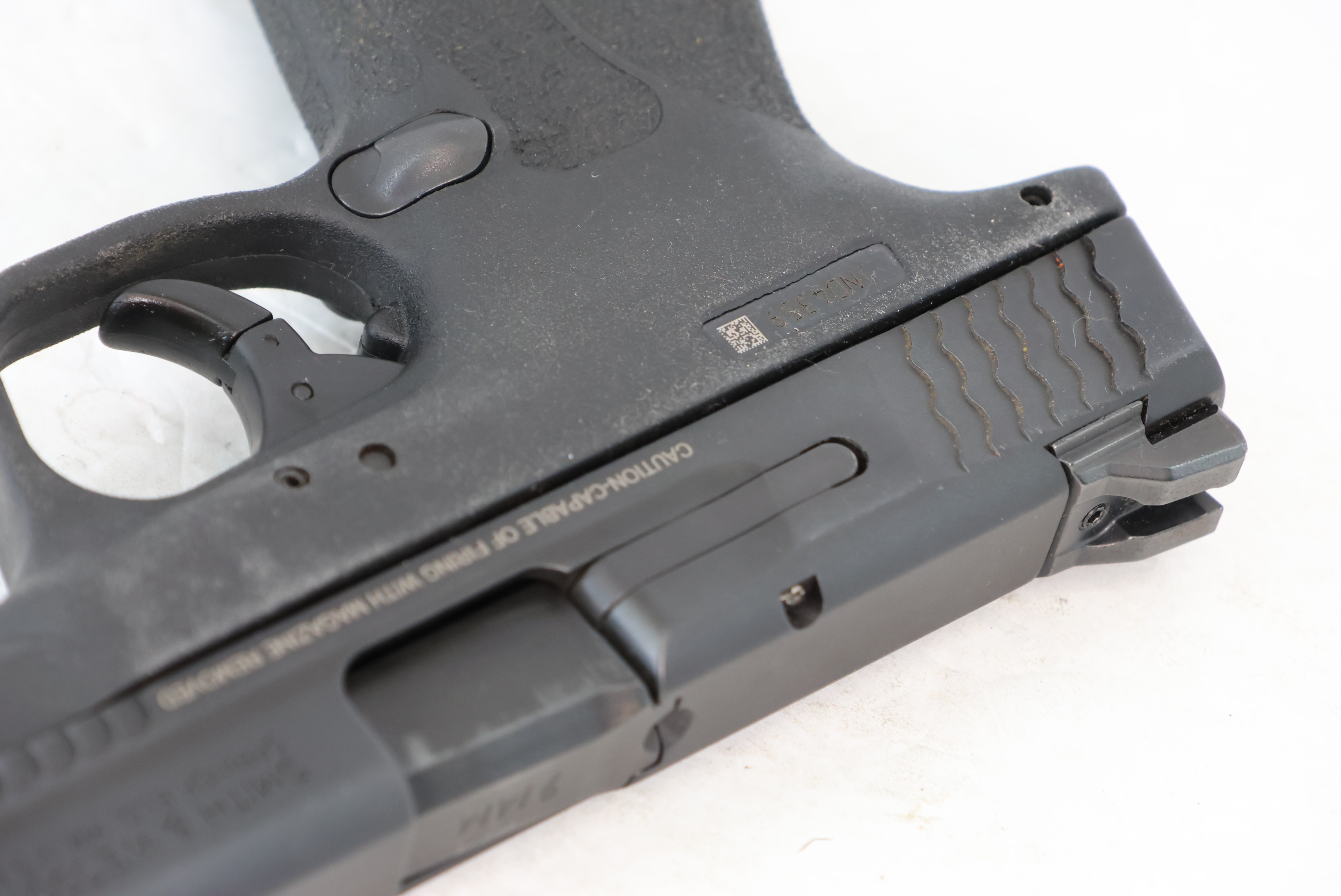 Smith & Wesson M&P9 M2.0 W/ 2x Magazines & Box Excellent Condition-img-6