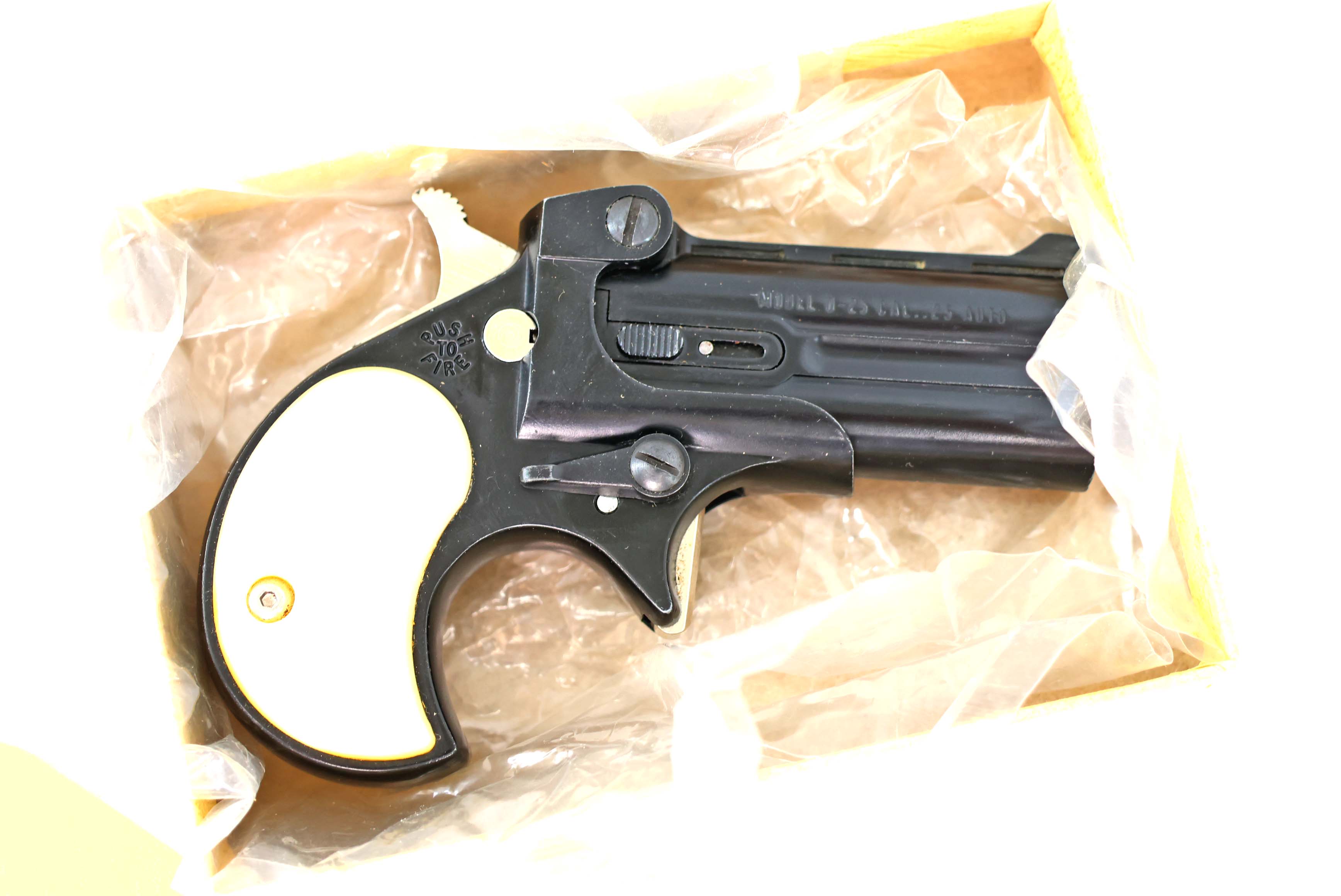 MINT Davis Industries D-25 .25 ACP Collector Grade-img-1