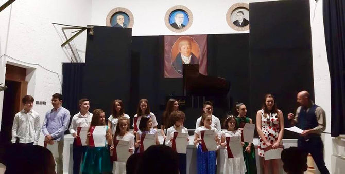 SAGGI DI NATALE 2019 - Ridotto del Teatro Salieri a Legnago