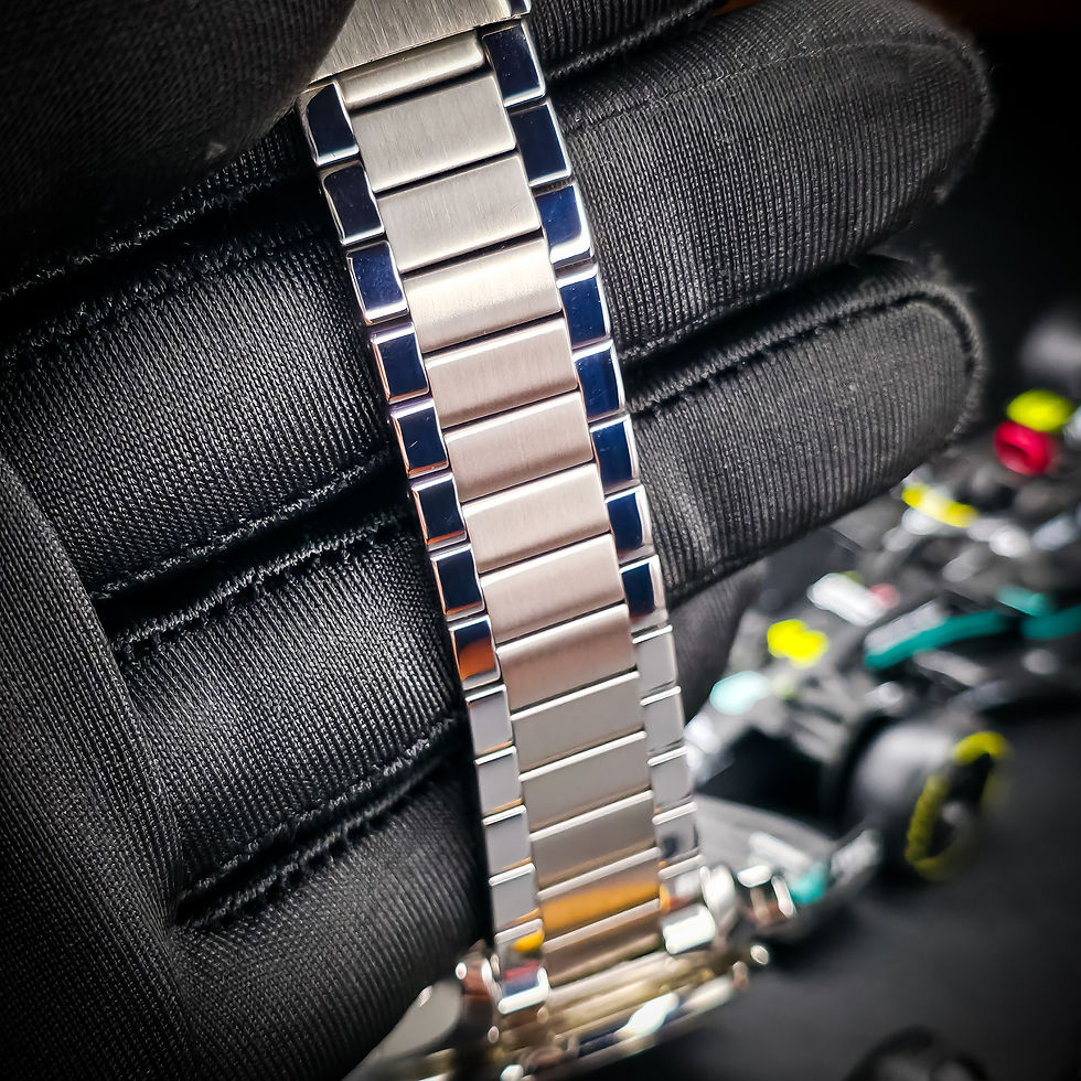 Thumbnail: SOLD! RARE FULL SET! Omega Speedmaster Triple Date, 39mm, 3520.50.00