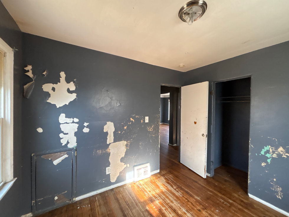 Before bedroom 2