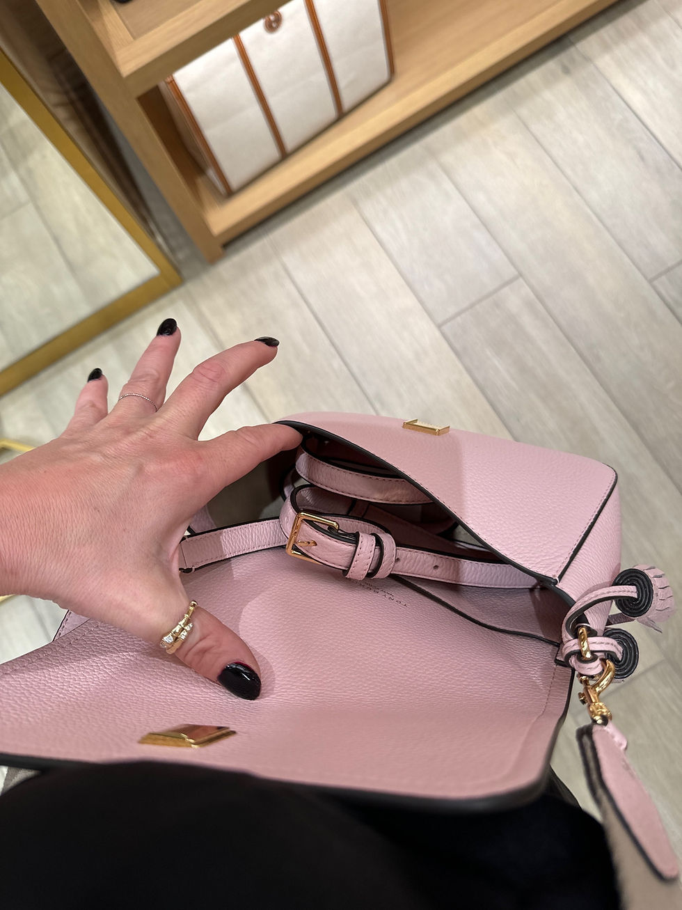 Küçük resim: Toryburch thea çift askılı crossbody