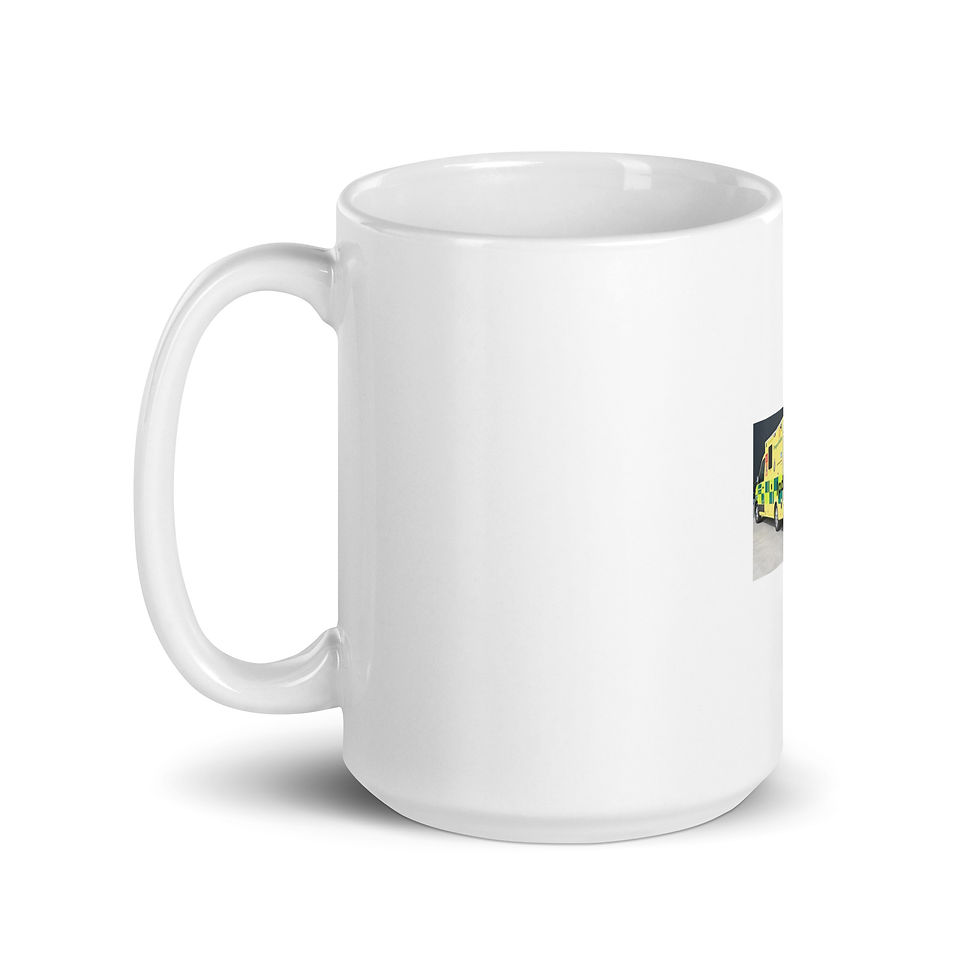 Thumbnail: White glossy mug ambulance rechts actie fhoto