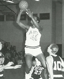 Elie 1984 Jumper.png