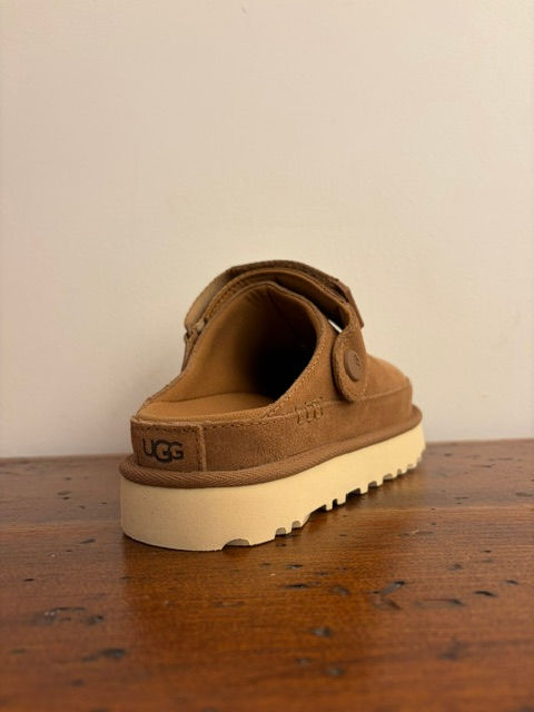 Thumbnail: UGG Goldenstar Chestnut Clog