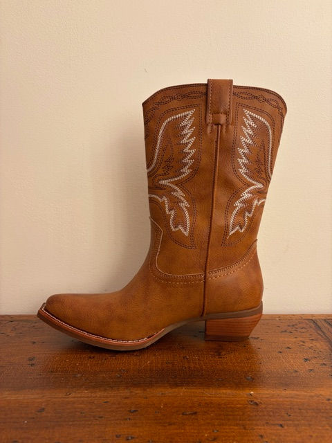 Thumbnail: Frye & Co Irene Short Caramel