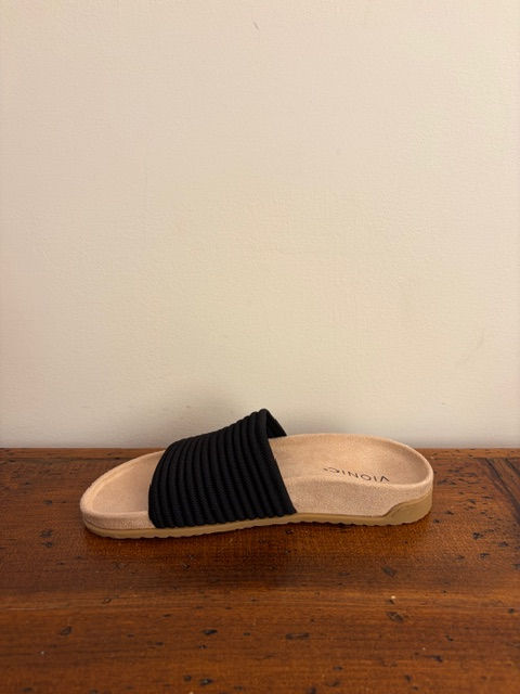 Thumbnail: Vionic Evie Knit Black