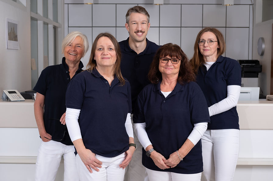 Gruppenbild 2.jpg