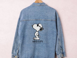 Best Deals! Peanuts | Snoopy Sunglasses Ponder Denim Jacket