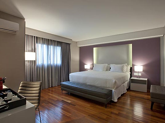 NH-Curitiba-The-Five.jpg