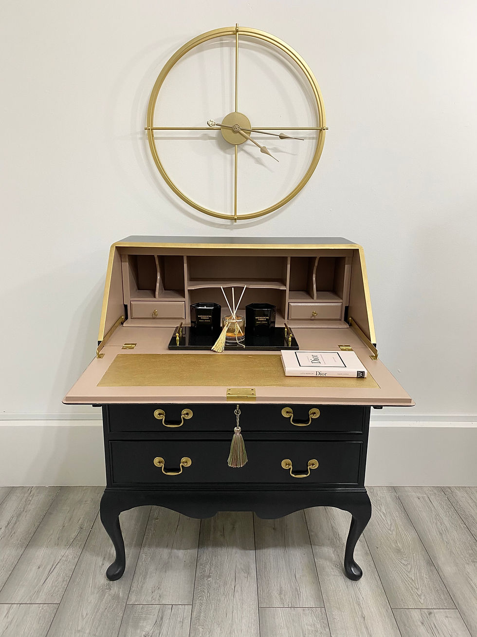 Thumbnail: Commission work - vintage bureau