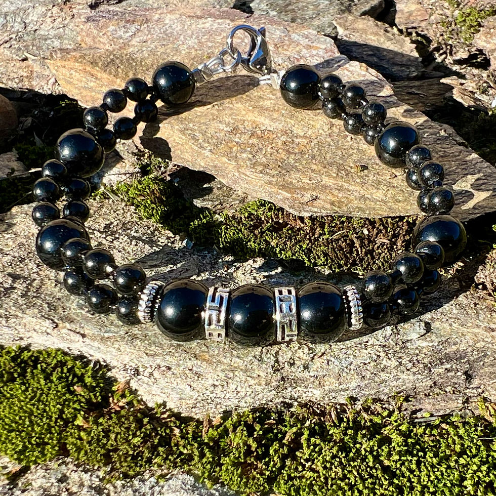 Bracelet Nuit gardienne en Obsidienne, modèle 3 perles centrales, création artisanale Terraluna Cévennes