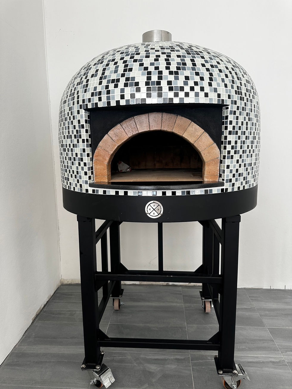 ลาบาทรอส พิซซ่า แอนด์ บาร์ L'Albatros Pizza & Lounge Bar