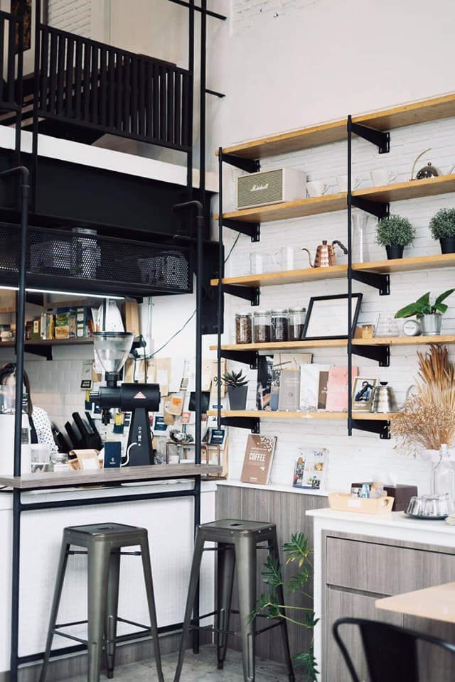 Roux cafe (ระยอง)