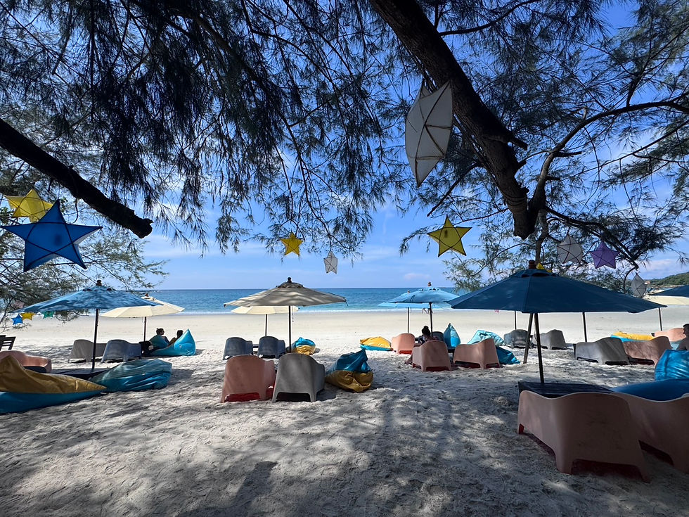 AvataraResort เอวาธารารีสอร์ท  ( เกาะเสม็ด )