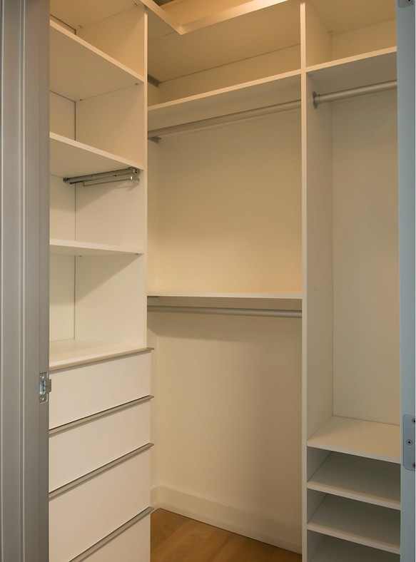 P2-14 - WHITE CLOSET copy_edited.jpg