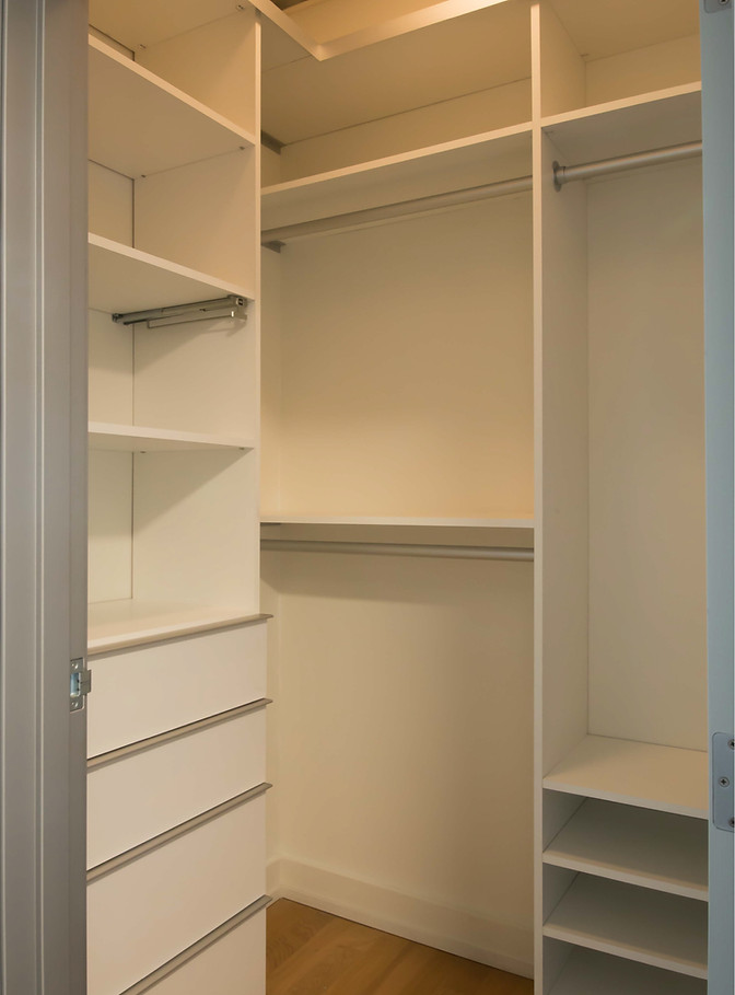 P2-14 - WHITE CLOSET copy_edited.jpg