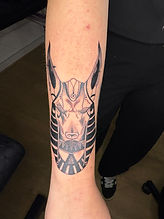 tatouage anubis réalisé cher xam tattoo