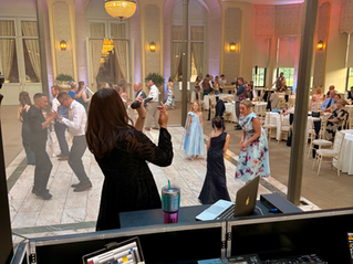 Luxury hotel wedding at Wynyard Hall with live singer, DJ and dancing guests