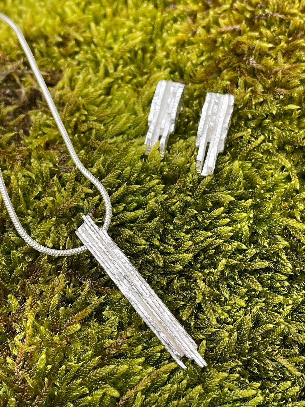 Thumbnail: Strata long stud earrings