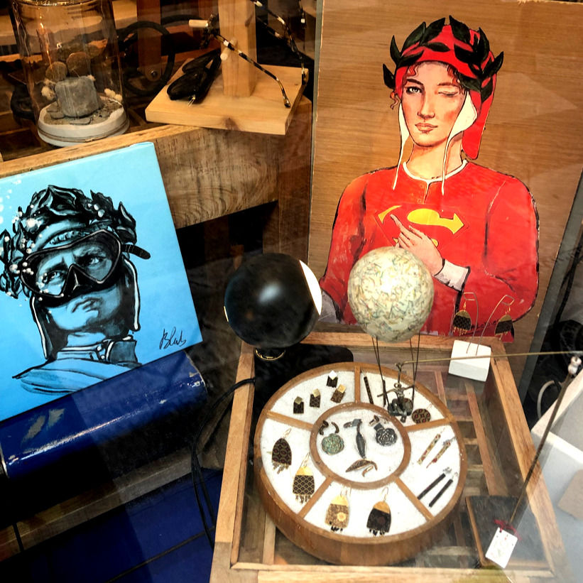 Miniatura: LEDIESIS | Murales (M) Beatrice di Dante