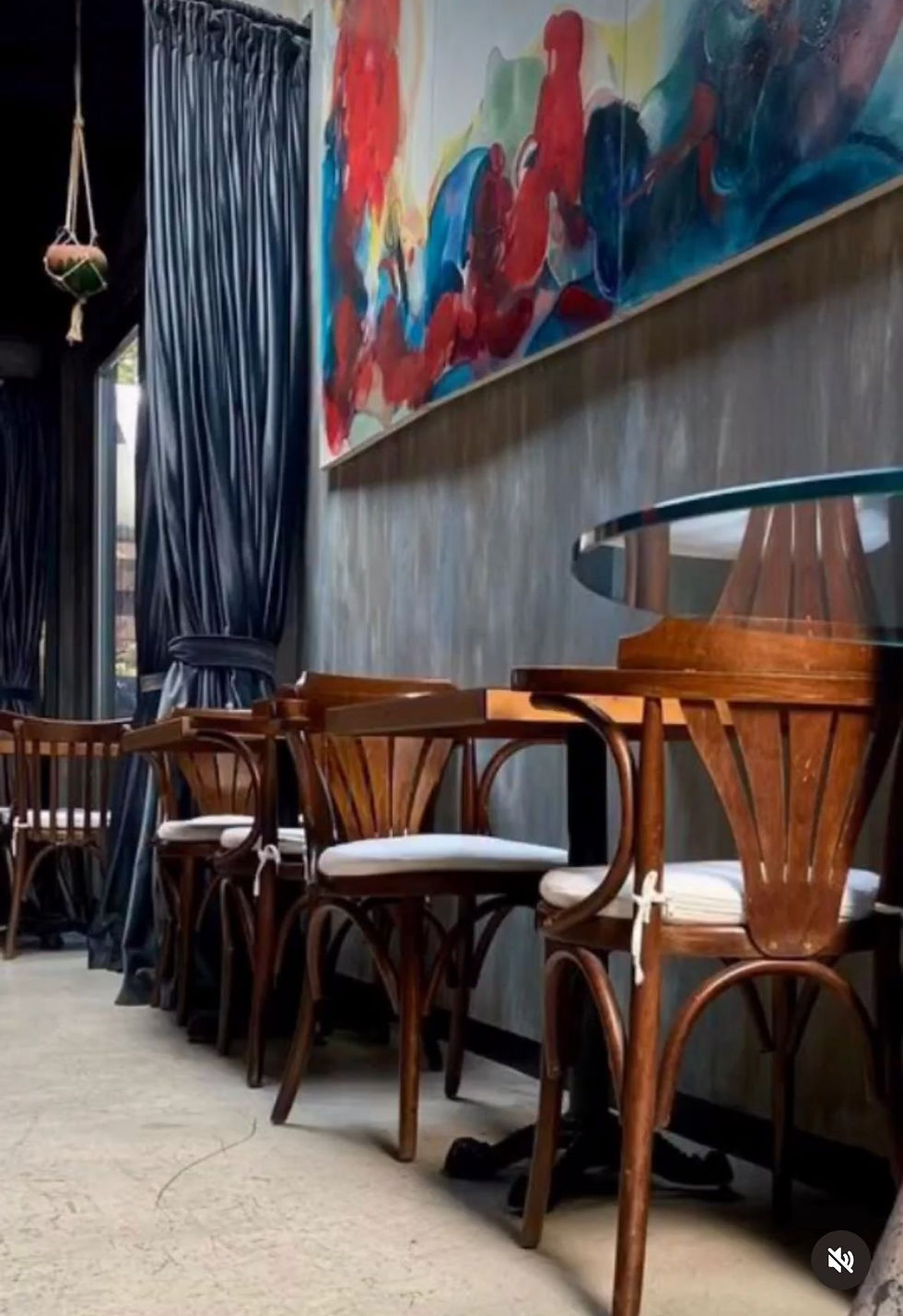 Küçük resim: Thonet Lux Sandalye