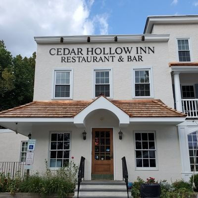 Cedar Hollow Inn