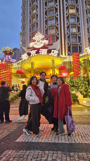 過大海看《狼狽》。信報。徐詠璇