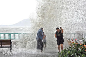 樺加沙的恨與愛。信報。徐詠璇