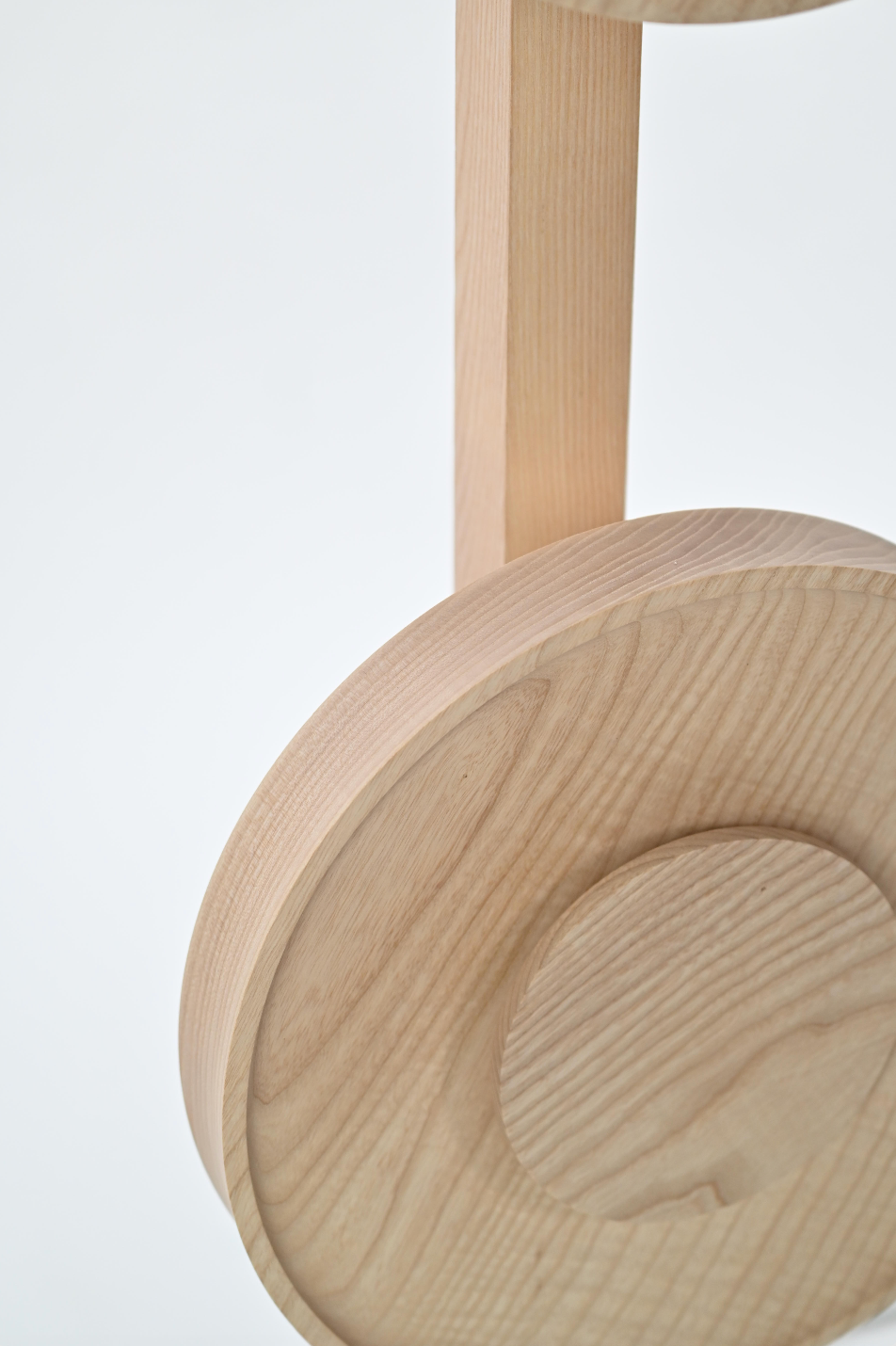 Miniature : Lampe sur pied design pour intérieur contemporain