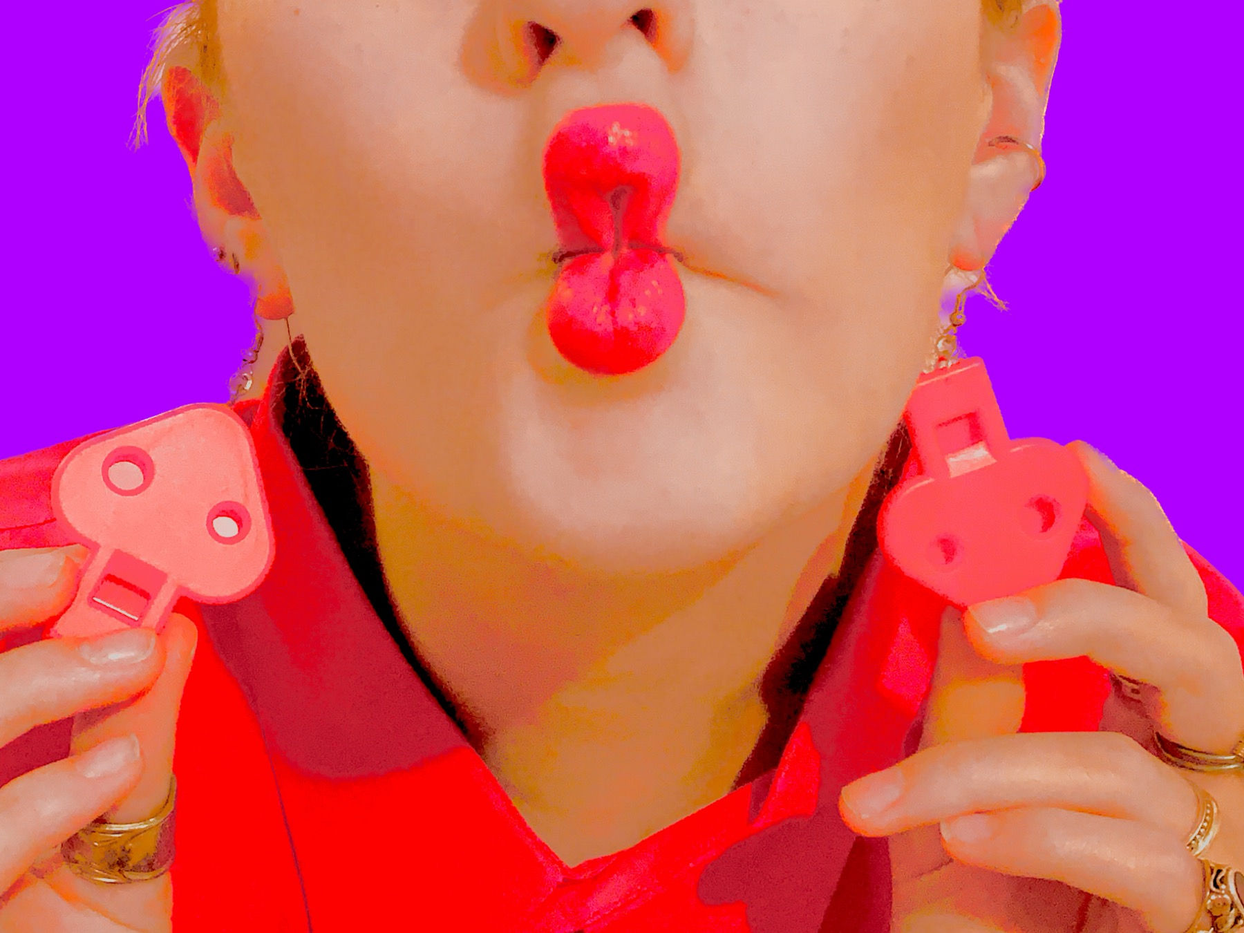 WHISTLE UP 🔺 WHISTLE DOWN 🔻