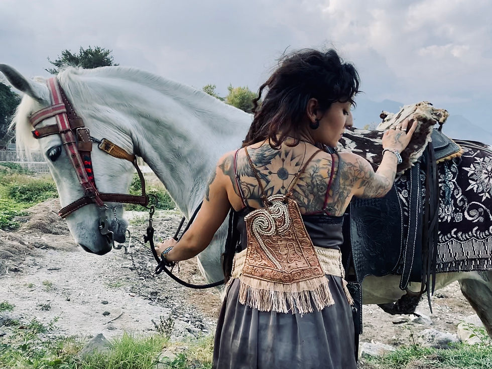Thumbnail: ⋖ Indian Vintage Vest ⋗