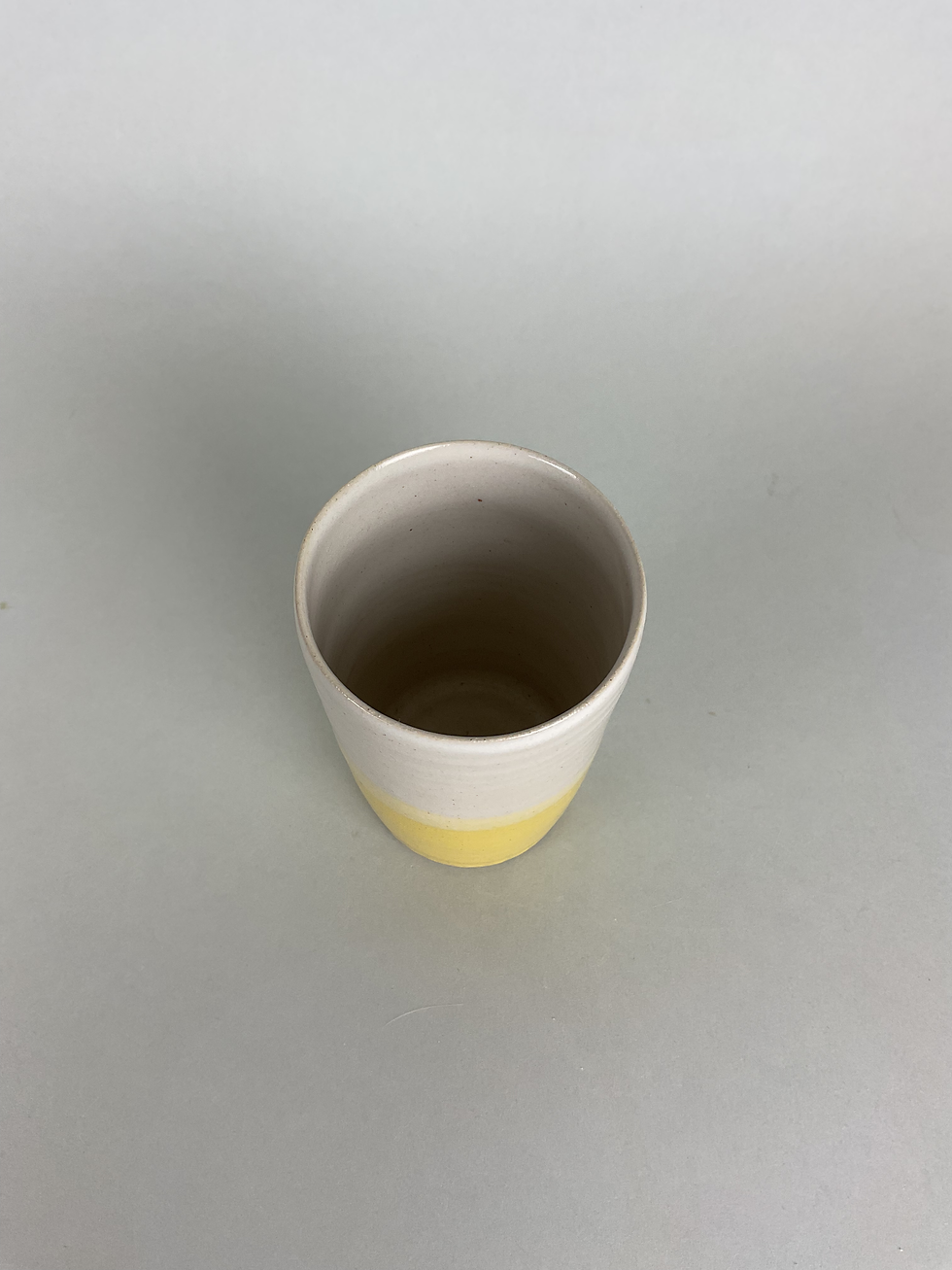 Miniature : Tasse gobelet jaune et blanc