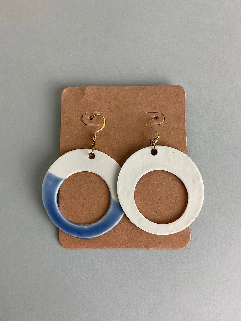 Miniature : Boucles d'oreilles créole  asymétrique bleu