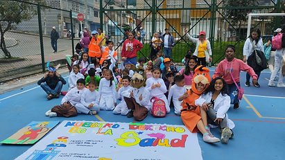 Conmemoramos un nuevo año de trabajo conjunto a lado de las familias trabajadoras de nuestra ciudad. Las organizaciones sociales, los niños, niñas, adolescentes y familias nos movilizamos por las calles de San Cristóbal