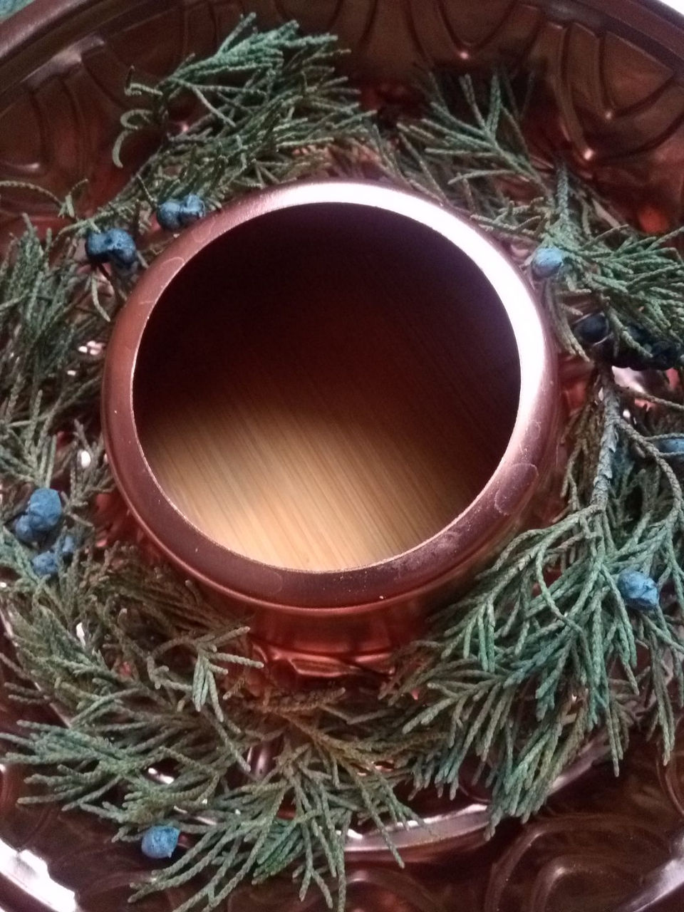 Juniper Ice Lantern