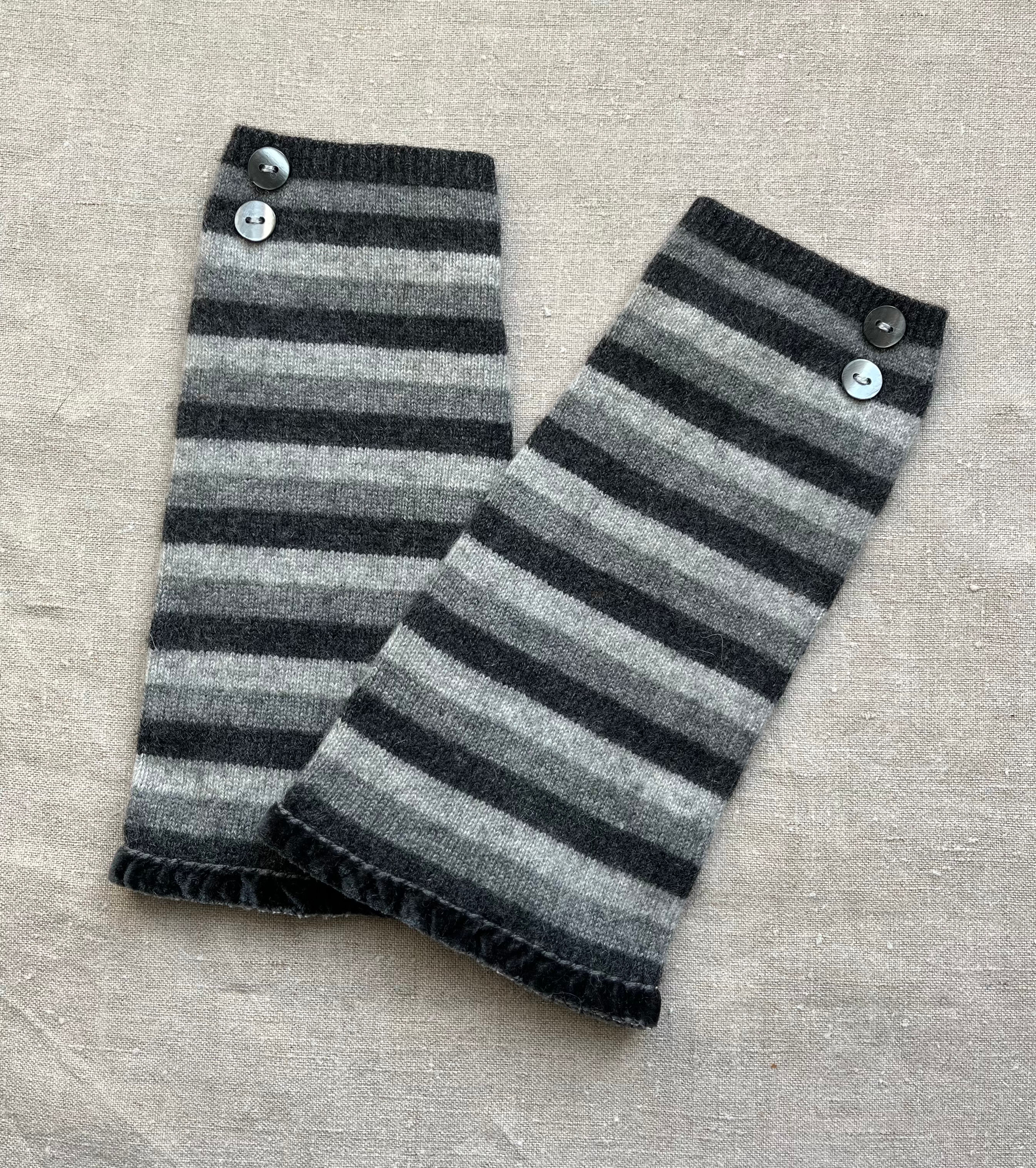 Recycled Cashmere Striped Wrist Warmers