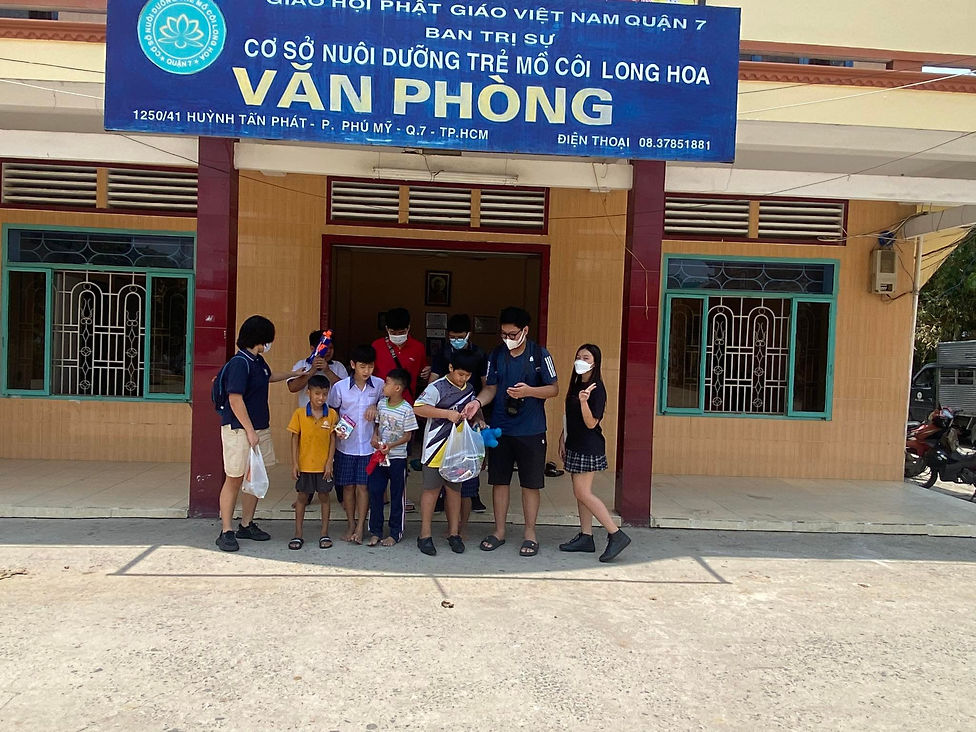 từ thiện 2.jpg