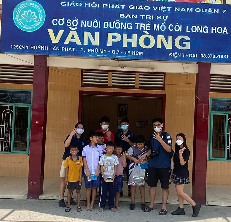 từ thiện 6_edited.jpg