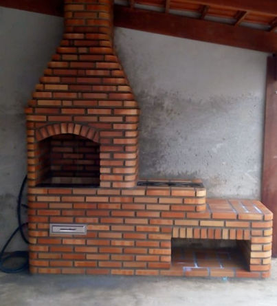Churrasqueira de Tijolinho com Fogão à Lenha