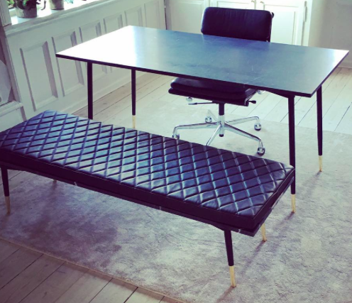 DESK & LEATHER BENCH