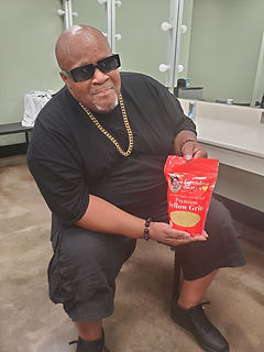 R&B Icon Jazz Of Group Dru HillChecking Out " Award Winning" Grandma Betty's Premium Yellow Grits!