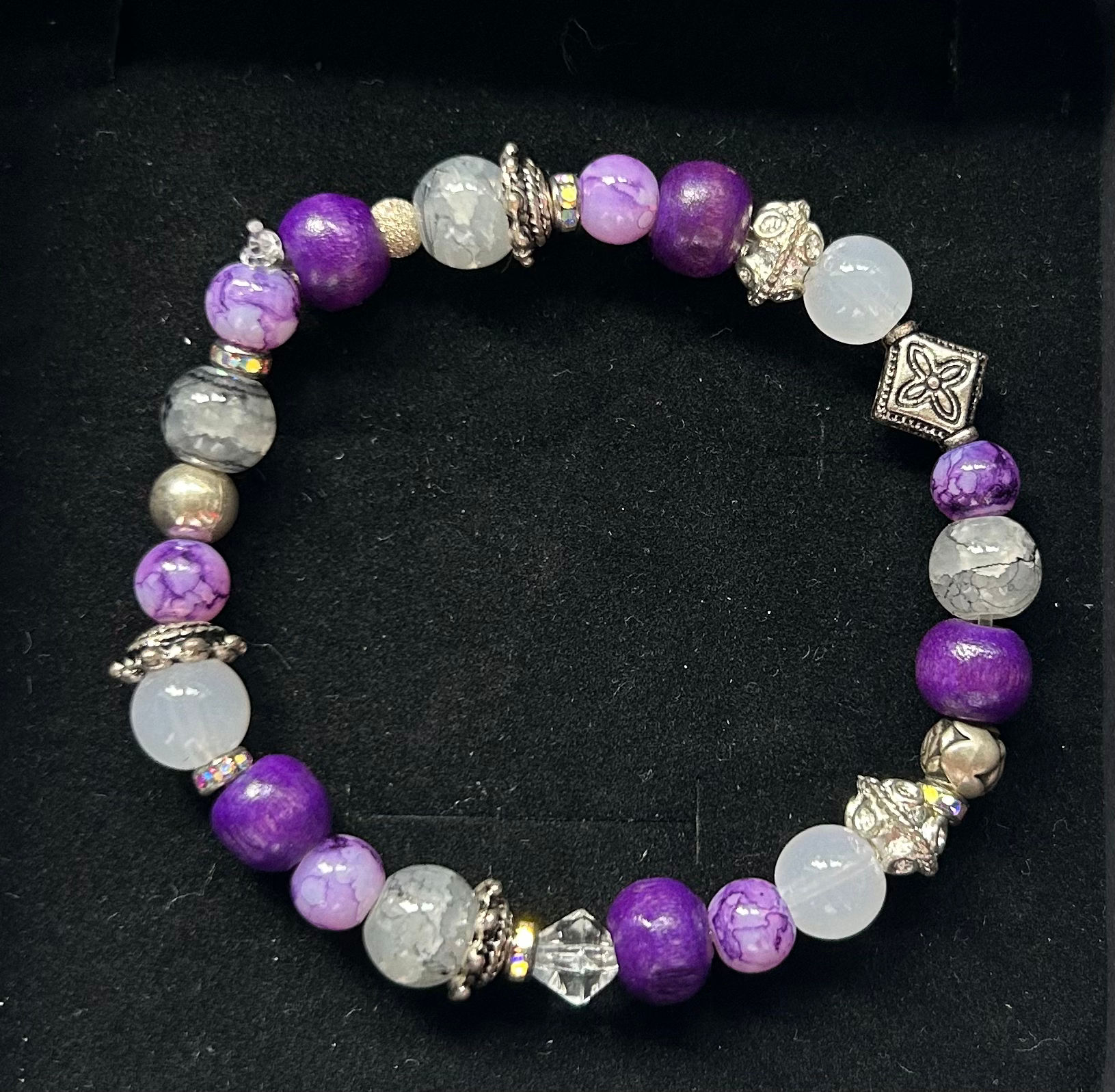 Beaded Bracelet - shades of lavender