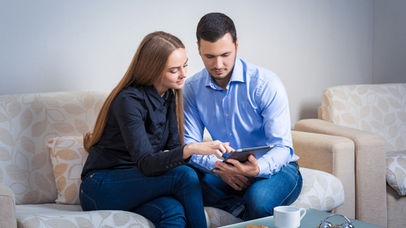 Discernment counselling vs couples therapy: which is right for you?