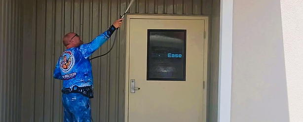 RESTAURANT REAR ENTRANCE CLEANING
