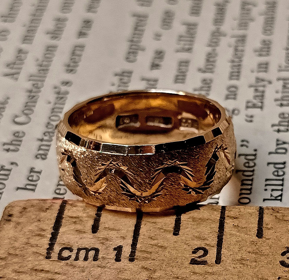 Thumbnail: Vintage Gold Band Ring